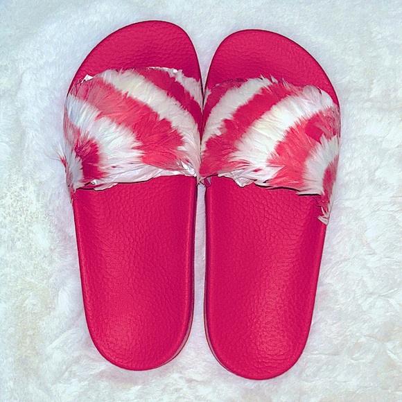 NWT VALENTINO GARAVANI PINK DUCK Feather Slides Willing to trade for Rockstuds - Picture 9 of 10